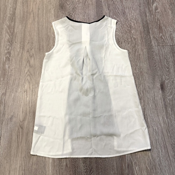 Mossimo โข Silky Tank Top Blouse โข Size XS โข Black and White - Picture 2 of 9